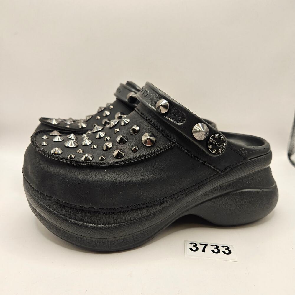 CROCS WOMEN'S 5 BAE STUDDED CLOG BLACK PLATFORM NWOB 211626-001
